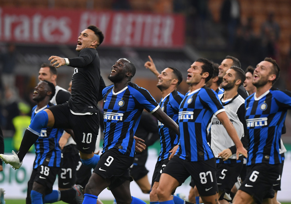 半场战报：都灵2-2比萨，切-亚当斯、乔瓦尼-西蒙尼破门，莫雷奥两球（上半场战况：都灵2-2比萨，切-亚当斯、乔瓦尼-西蒙尼破门，莫雷奥梅开二度）