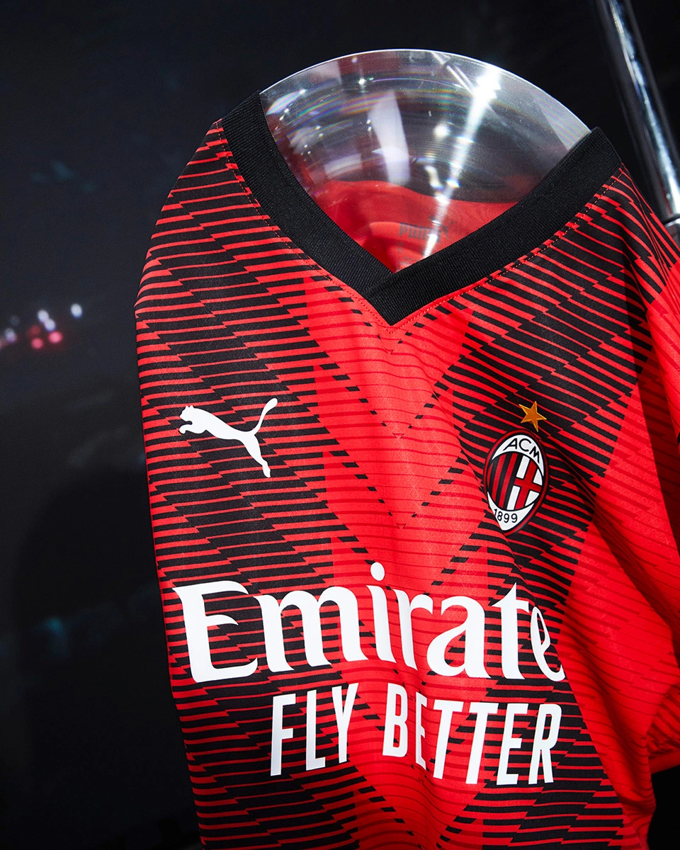 篮球篮网球员赛前热身状态良好（篮网队球员赛前热身状态上佳）