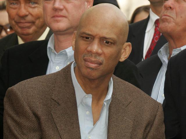 瓦伦西亚vs塞维利亚：加亚、丹朱马首发，阿斯皮利奎塔、古德利出战（瓦伦西亚战塞维利亚：加亚、丹朱马先发，阿斯皮利奎塔、古德利登场）