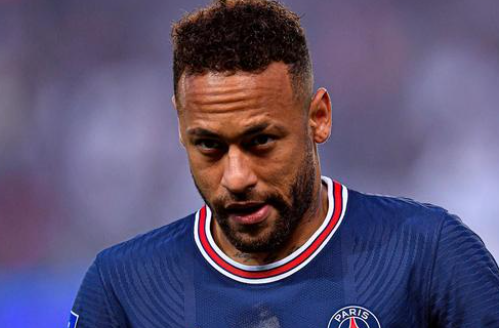 41岁罗本已成为职业板网球手，拥有3个积分世界排名第1980位（41岁罗本转战职业板网球，积3分位列世界第1980名）